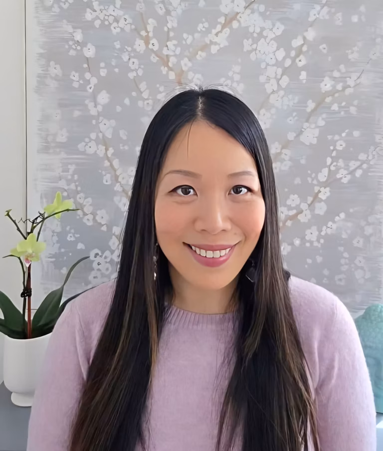 Photo of Alena Kwong LCSW